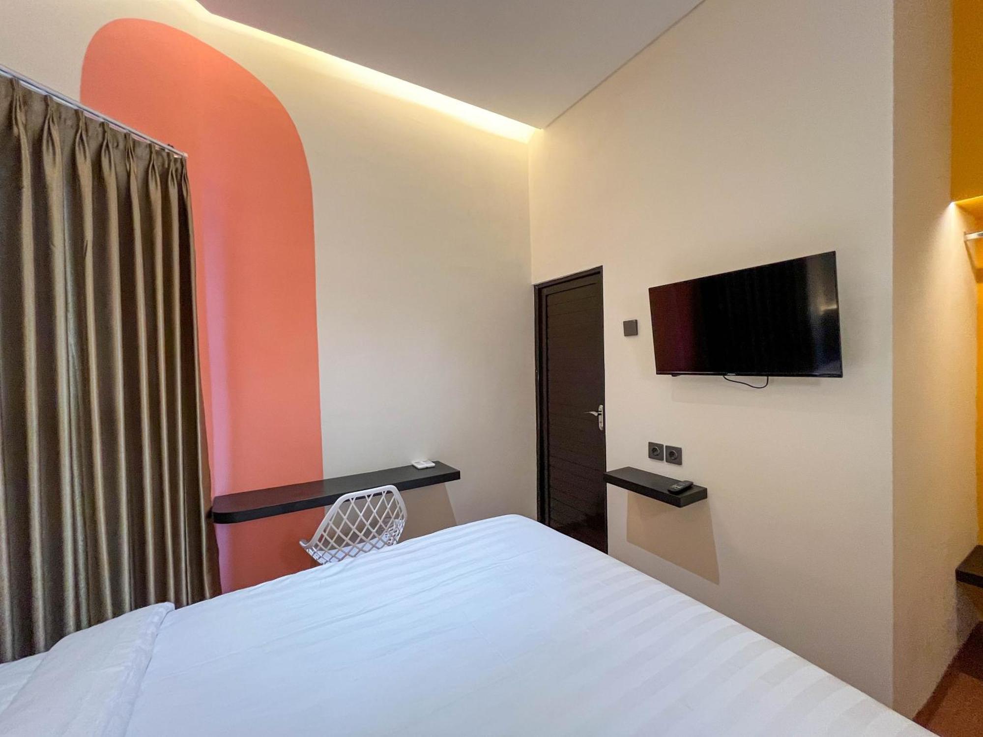 Sans Hotel Premiere Majapahit Семаранг Екстер'єр фото