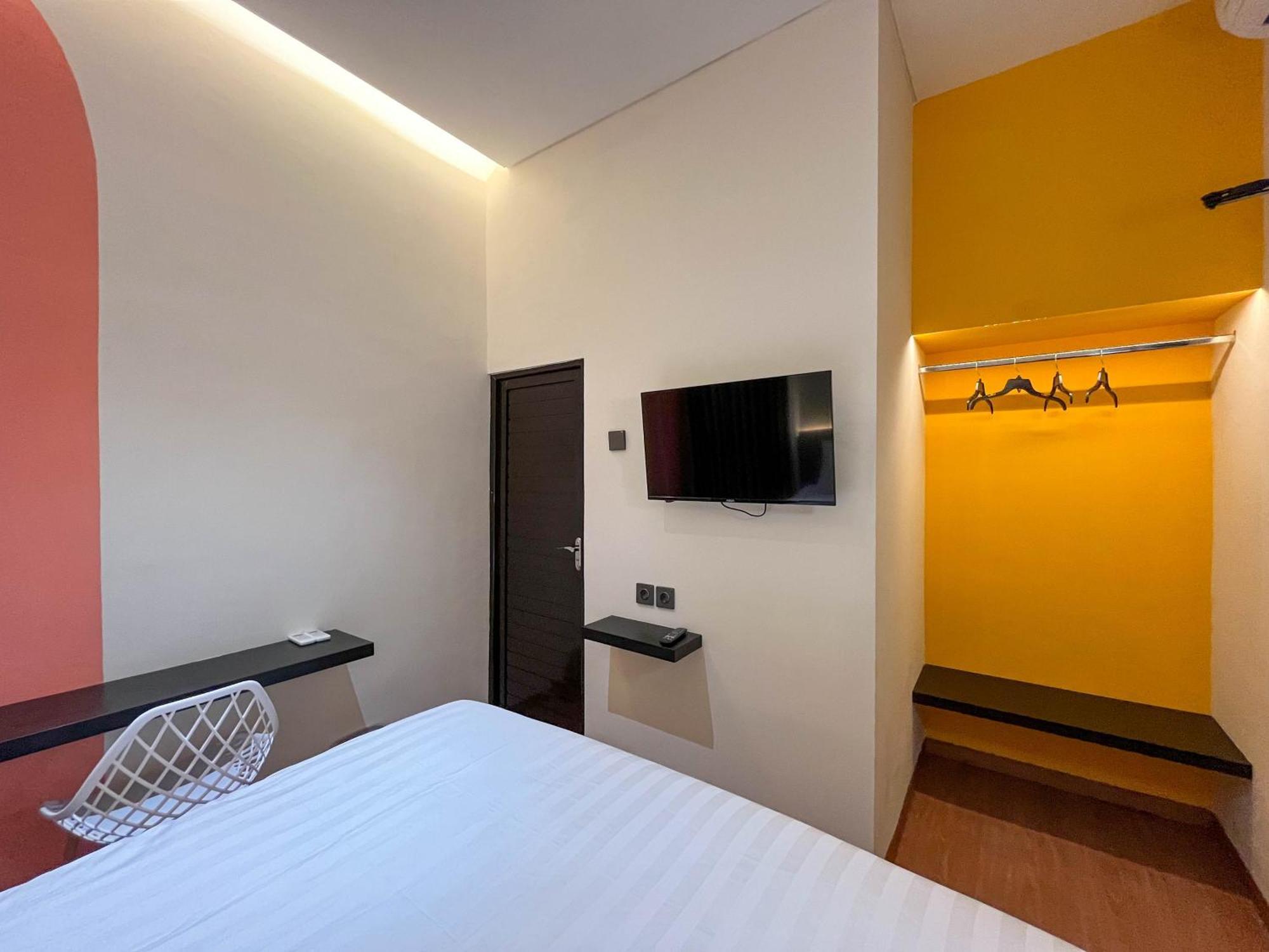 Sans Hotel Premiere Majapahit Семаранг Екстер'єр фото