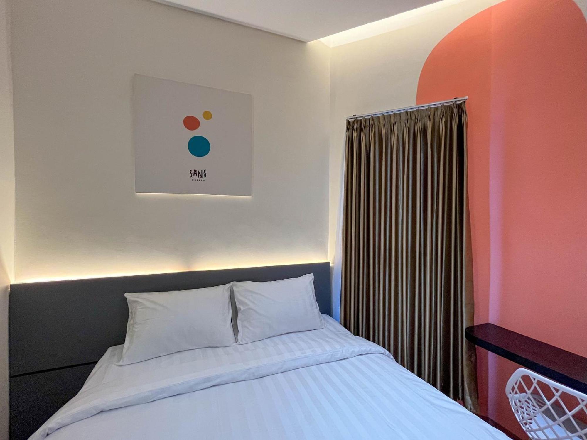 Sans Hotel Premiere Majapahit Семаранг Екстер'єр фото