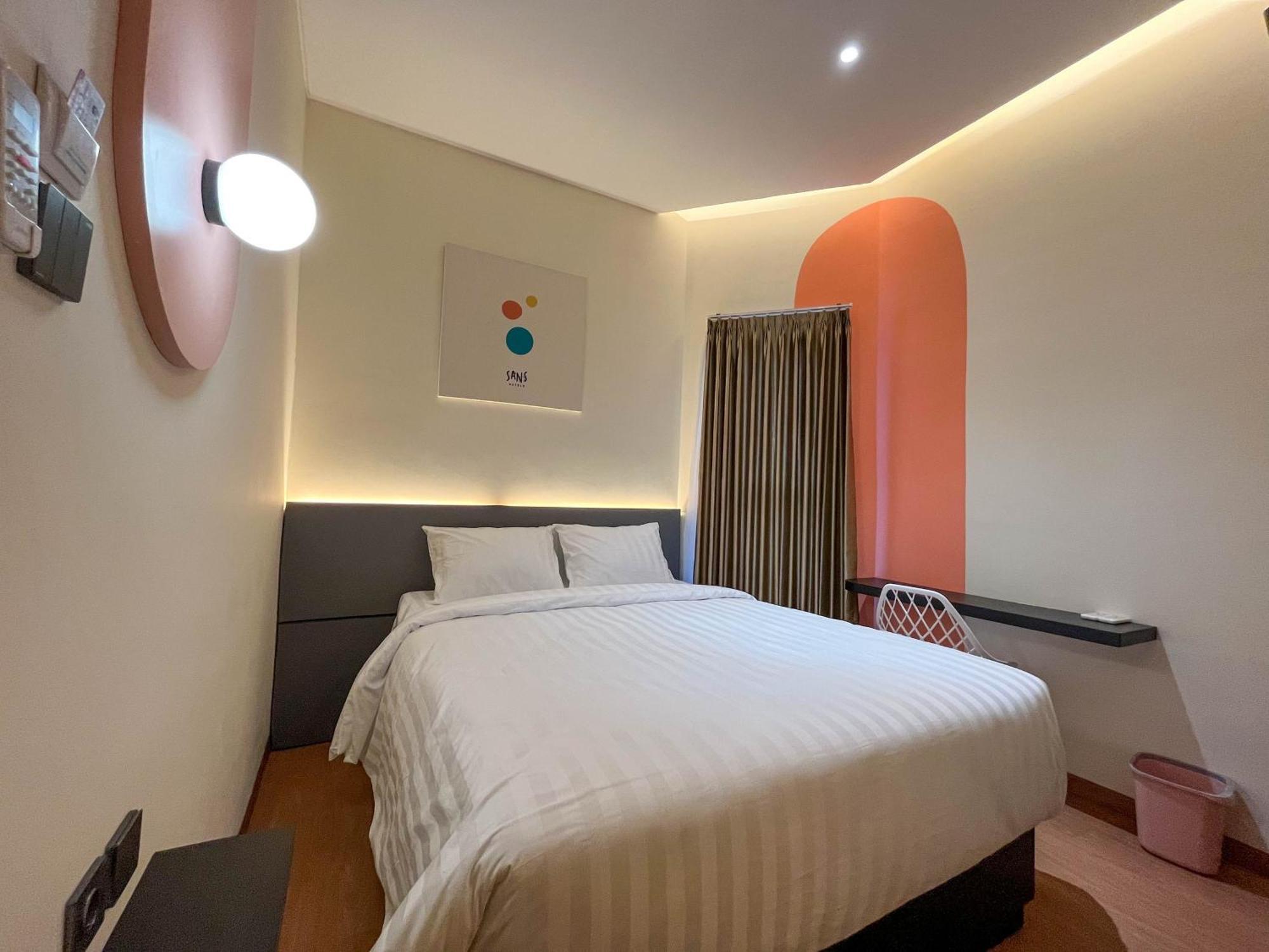 Sans Hotel Premiere Majapahit Семаранг Екстер'єр фото