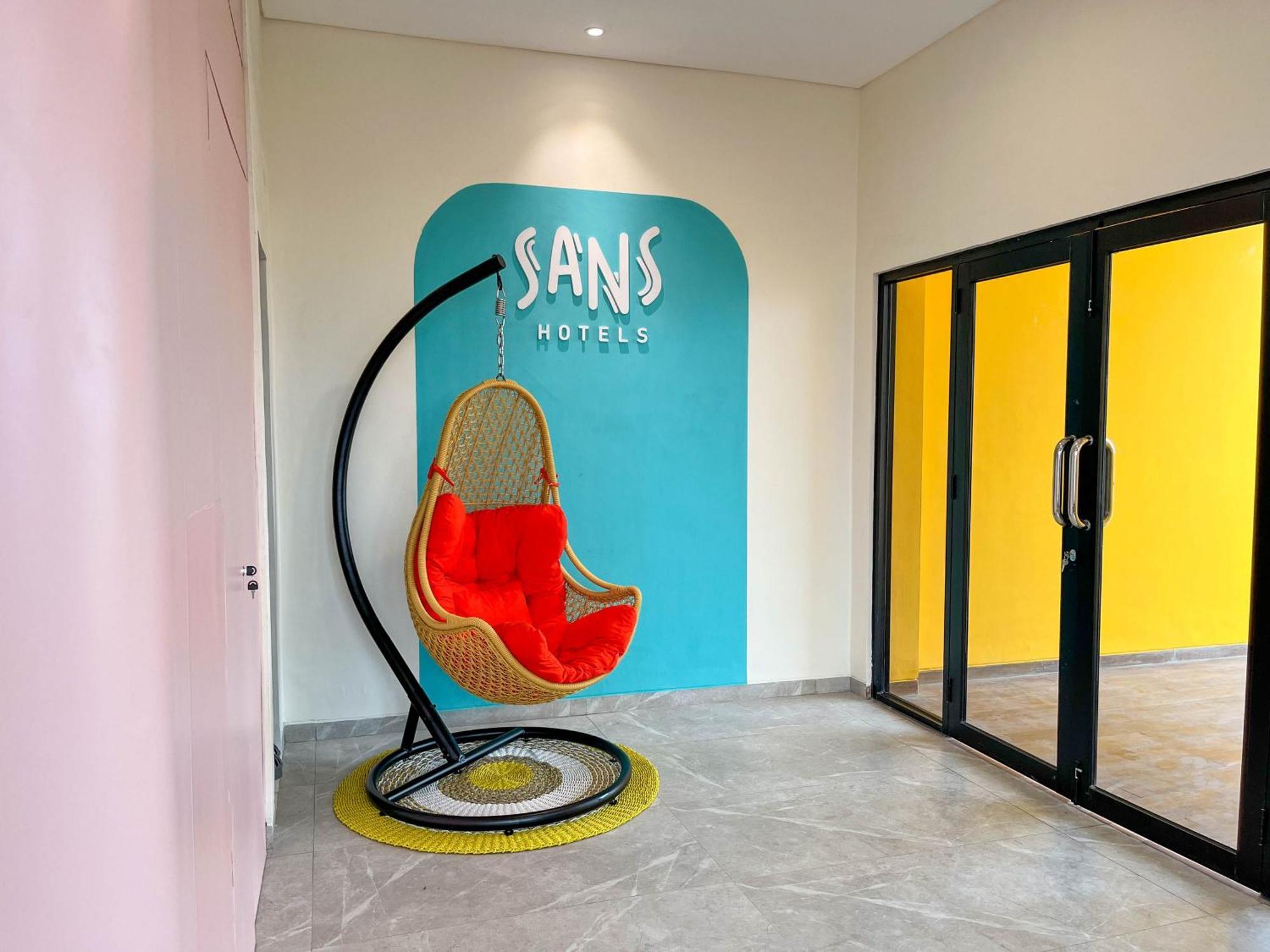 Sans Hotel Premiere Majapahit Семаранг Екстер'єр фото